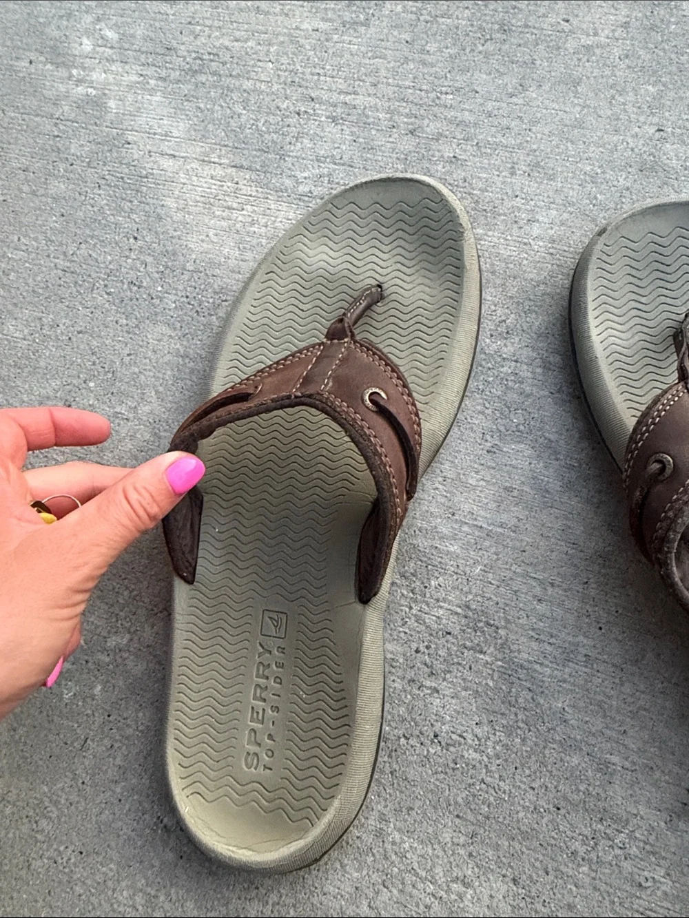 Sperry Brown Leather Thong Sandals with Beige Footbed